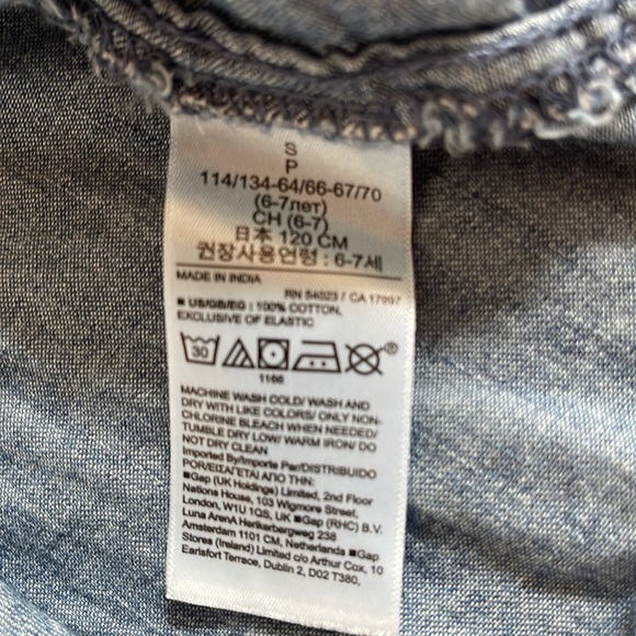 Gap Kids Smocked thin Strap Chambray Denim Dress size 8 - Picture 4 of 5